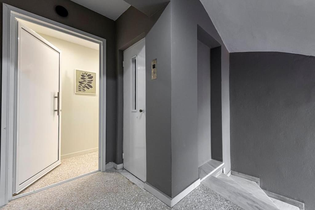 Smart Apartments Афины Экстерьер фото